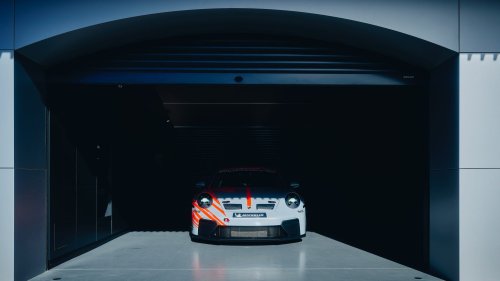 Porsche’s New 911 Challenge Is the Cheapest GT3-Based Race Car, and It’ll Also Be Available as a Track-Day Toy