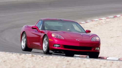 2005 Porsche 911 Carrera S vs. 2005 Chevy Corvette C6 Comparison Test