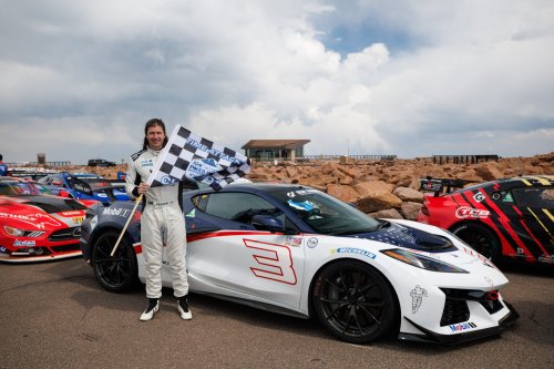 Chevrolet, Chevrolet Corvette, How the Chevrolet Corvette ZR1X Broke the Pikes Peak Production Car Record