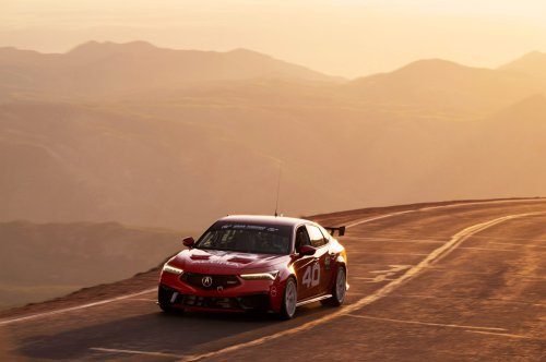 Acura Aims to Set New Pikes Peak FWD Record With Integra Type S DE5 Race Car