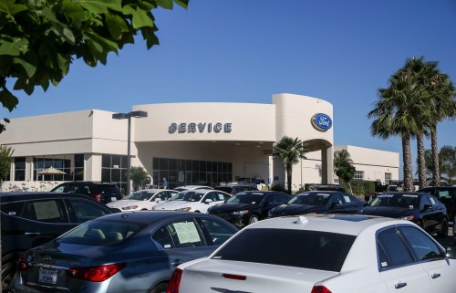 Ford, Trump Learns of Right to Repair Battle and Ford's CEO Responds