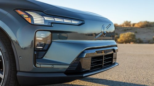 2027 Mercedes-Benz GLC400 vs. Volvo EX60 Comparison Test: The Better Luxury EV Isn’t the One We Expected