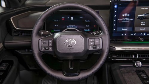 Toyota, Toyota Highlander, Toyota Grand Highlander vs. the New Highlander EV: What’s the Difference?