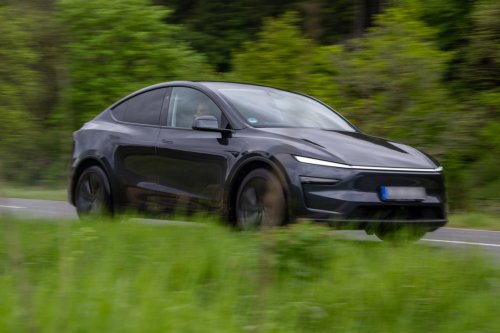 Tesla, NJ Legislators Considering Bill That Could Ban Tesla Robotaxis Over Tech