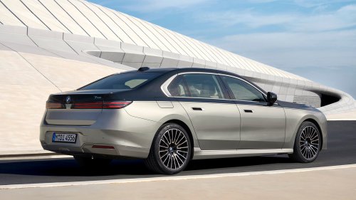 This Is the 2027 BMW 7 Series: Even More Screens, New Tech, and the Same Presence
