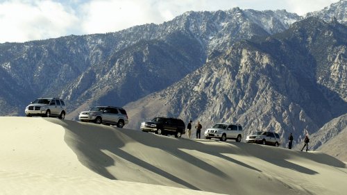 Dodge, Dodge Durango, Chevy, Toyota, Toyota Sequoia, Ford, Ford Expedition, Nissan, Nissan Pathfinder, Nissan Armada, 2004 Dodge Durango vs. Chevy Tahoe, Toyota Sequoia, Ford Expedition, and Nissan Pathfinder Armada Comparison Test