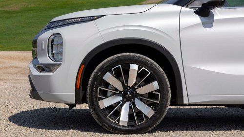 2026 Mitsubishi Outlander SEL First Test: New Engine, Same Old Story