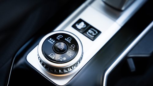 2026 Mitsubishi Outlander Plug-In Hybrid First Drive: Better Choice