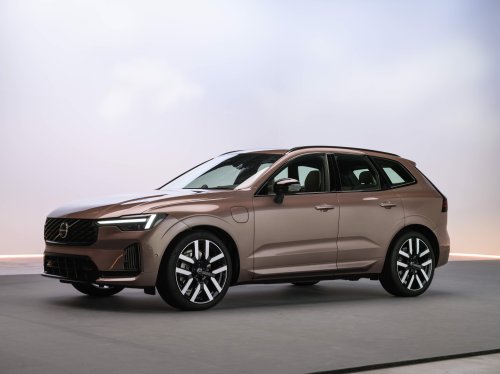 Volvo, Volvo XC60, PHEV, 2028 Volvo XC60 T8 Plug-In Hybrid Gains Monster Electric Range for a PHEV