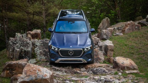 2027 Mercedes-Benz GLS Off-Road Impressions: Hittin’ the Dirt