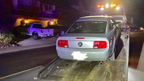 Ford Mustangs Allegedly Street Race Next to Cop Car, Police Roll Out 'Fast & Furious' Jokes