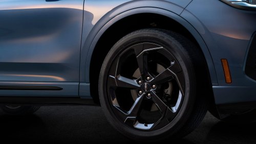 2027 Lincoln Corsair Hybrid First Look: Back From the Dead Already?