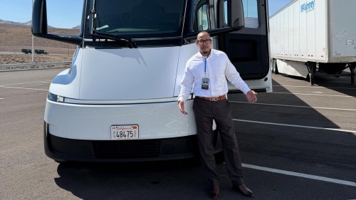 Tesla, Cybertruck, Tesla Semi: Diesel Killer or Giant Cybertruck?