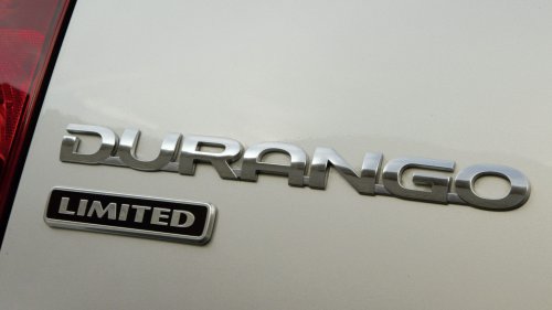2004 Dodge Durango vs. Chevy Tahoe, Toyota Sequoia, Ford Expedition, and Nissan Pathfinder Armada Comparison Test