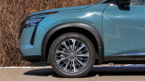 2026 Nissan Pathfinder Platinum AWD First Test: Better Value, Same Driving Feel