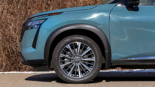 Nissan, Nissan Pathfinder, AWD, 2026 Nissan Pathfinder Platinum AWD First Test: Better Value, Same Driving Feel