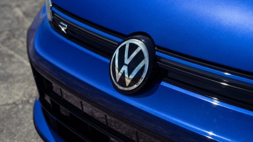 Volkswagen, Volkswagen Golf, Volkswagen Golf R, 2026 Volkswagen Golf R Yearlong Arrival: Perfect for Those of a Certain Age?