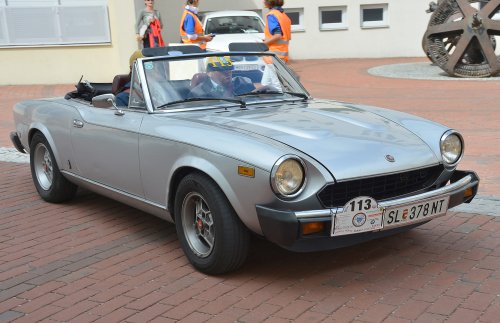 Octogenarian Brothers Accused of Faking Theft of Classic Fiat Spider
