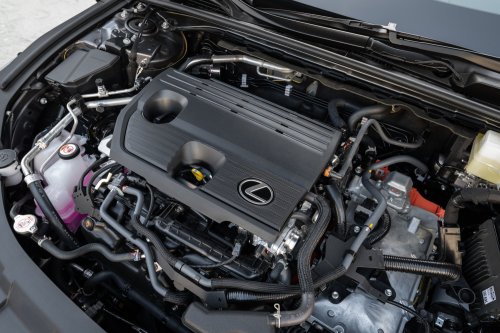 Tested: 2026 Lexus ES350h Is an SUV-Like Sedan