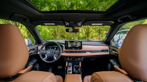 2026 Mitsubishi Outlander Plug-In Hybrid First Drive: Better Choice