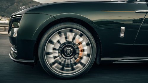 Rolls-Royce, 2027 Rolls-Royce Spectre Series II First Look: More Power and Range, Same Elegant Design