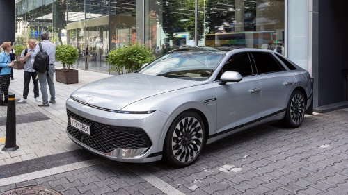 Hyundai Pleos Infotainment System Tested: A New Automotive Standard?