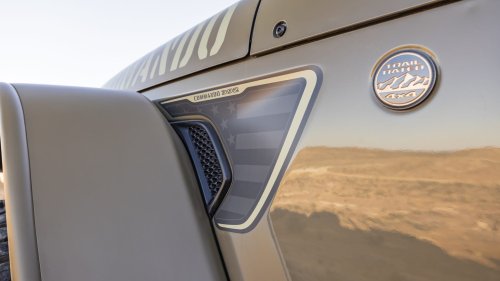 2026 Jeep Wrangler 392 Commando First Test: A Riotous, Supercharged Salute to the Troops
