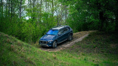 2027 Mercedes-Benz GLS Off-Road Impressions: Hittin’ the Dirt