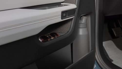 What’s the Difference Between the Rivian R2 and Rivian R3?