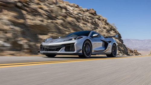 Chevrolet, Chevrolet Corvette, Czinger, 2026 Chevrolet Corvette ZR1X Track Lap Test: America's $255K Hypercar Takes on the Czinger 21C