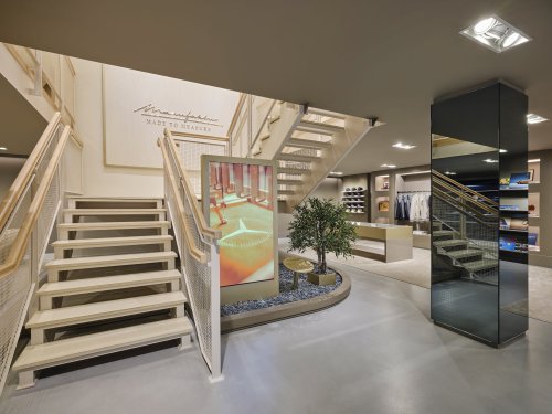 Mercedes, Want a Truly Custom Mercedes? Its New L.A. Studio Can Help You Spec Your Dream Car