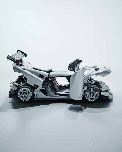 Koenigsegg CCGT1 Is Out to Attack the Track, Complete with Sequential Shifter