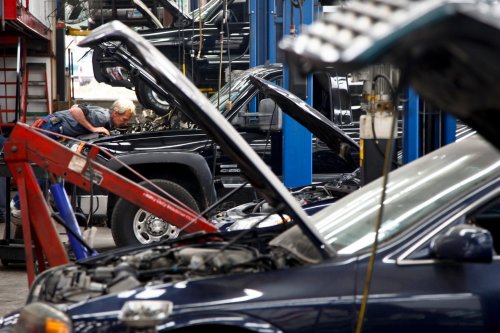 Ford, Ford CEO Jim Farley Clarifies Position on Right to Repair Rules After Trump Comments