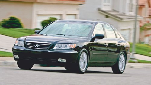 2006 Toyota Avalon vs. Hyundai Azera vs. Volkswagen Passat Comparison Test