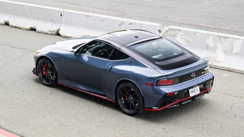 Driven: Nissan Finally Sticks the Z NISMO’s Landing, With a Manual Transmission