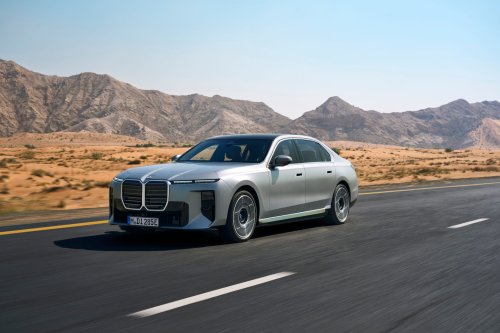 2027 BMW i7 Is a Dream Chariot for Upper-Crust Technophiles