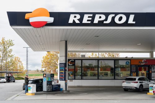 BMW, Toyota, BMW, Toyota Running Real-World Test of 100% Renewable Gas in Regular Cars