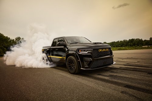 RAM, Ram's Rumble Bee Supercharger Kit Can Give the Truck over 900 HP