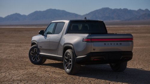 2027 Rivian R1S and R1T Get Simpler Trims and a Big Seating Upgrade