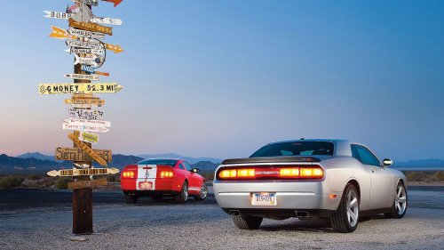 Dodge, Dodge Challenger, Ford, 2008 Dodge Challenger SRT8 vs. Ford Shelby GT500 Comparison Test