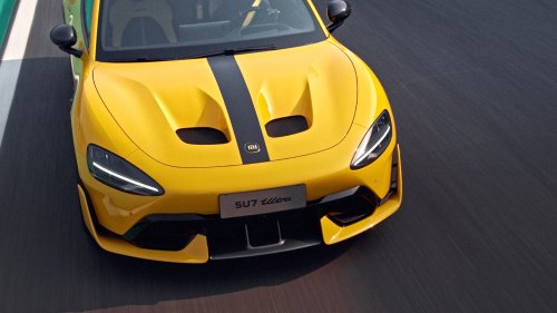 Just Wow: Driving the 2027 Xiaomi SU7 Ultra With Glorious Power, Bargain Price