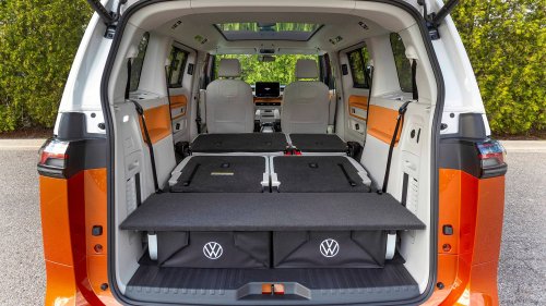 Volkswagen, 2025 Volkswagen ID Buzz Long-Term Test Arrival: Range, Charging, and Real-World Review