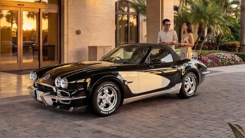 Mitsuoka LA1 Is a Miata-Based Miniature C1 Corvette You Can Drive