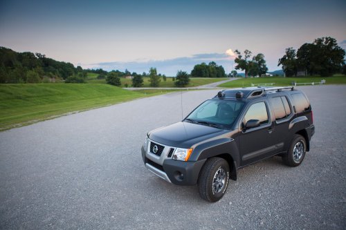 Nissan, Nissan Xterra Will Offer Pure-Gas V-6 and a Hybrid, but No Manual