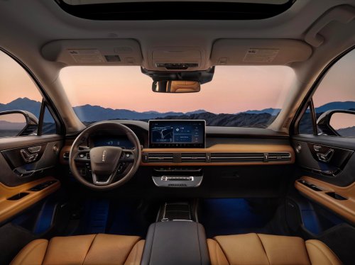 2027 Lincoln Corsair Keeps the Compact Luxury SUV Alive