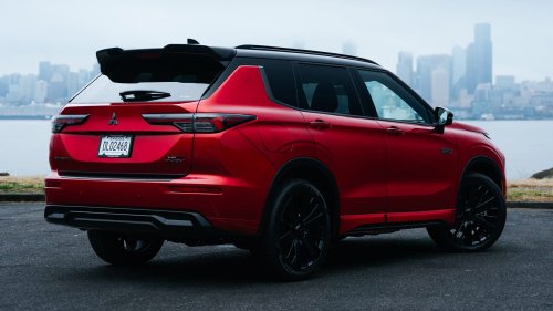 2026 Mitsubishi Outlander Plug-In Hybrid First Drive: Better Choice
