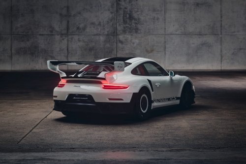 Porsche Revives the Slant Nose with the New One-of-One Flachbau RS