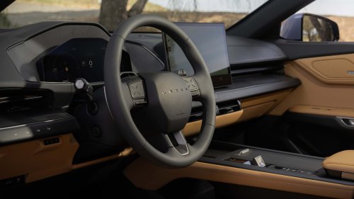 2026 Lexus ES350h First Drive: Better Tech, Better Ride, Same Relaxed Personality