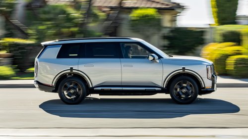2027 Kia Telluride Hybrid First Test: Quicker, Heavier, and Slightly Confused