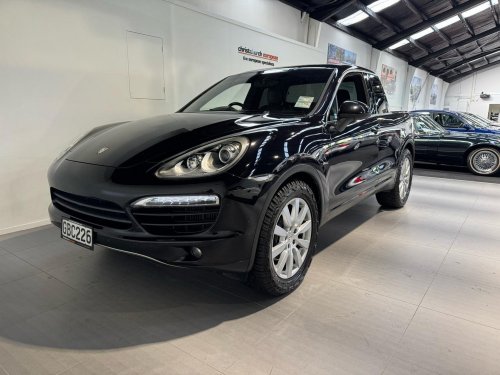 Porsche, Porsche Cayenne, Honda, Honda Civic, One-Off Porsche Cayenne Diesel Pickup Truck Could Be Yours for the Price of a Honda Civic